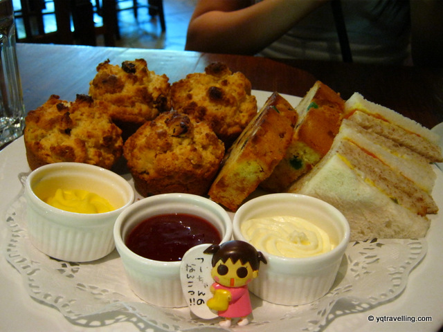 Fosters Devonshire cream tea set