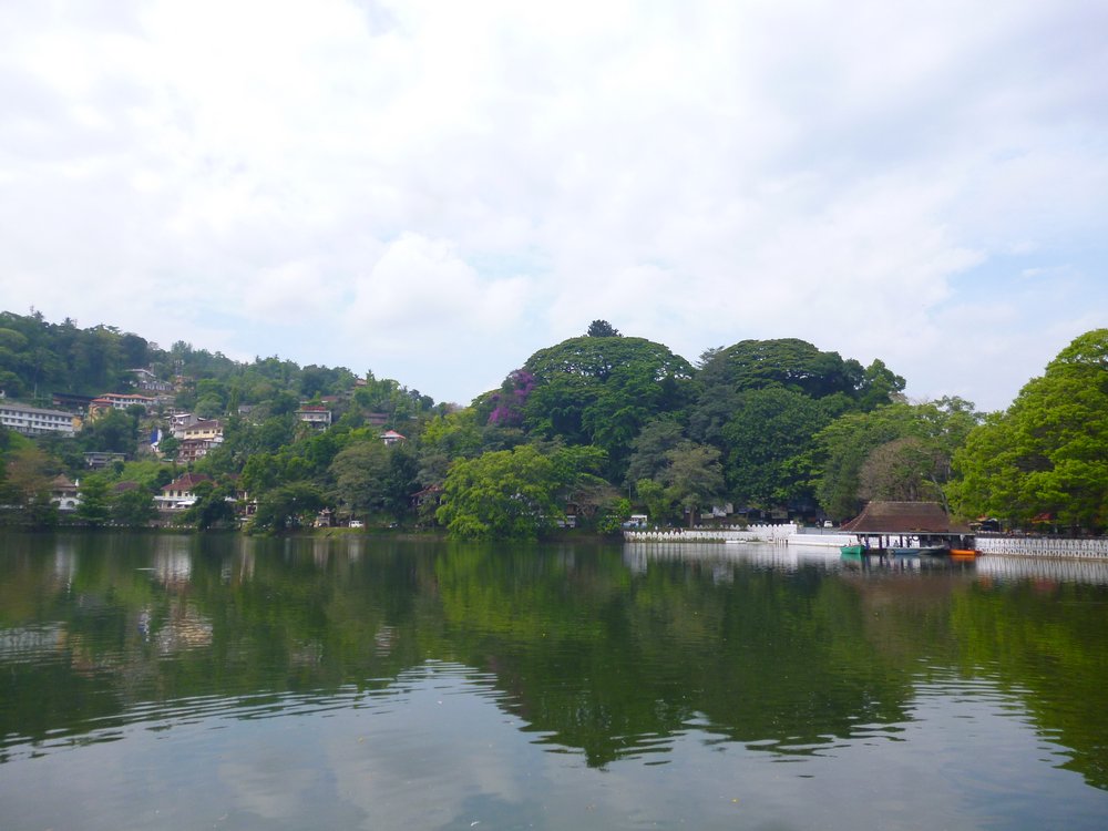 Kandy Lake
